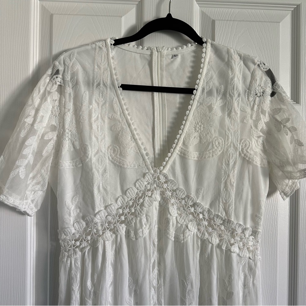 Fairsweety V-Neck Lace Maxi Wedding Dress - Size Large - Picture 5 of 12